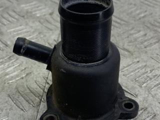 корпус термостата Renault Megane 1 поколение [рестайлинг] (1999 - 2003), 1.4 л., K4J 710, бензин, МКПП, оливковый, хетчбэк 5 дв., передний привод, 8200155515