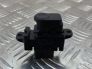 кнопка стеклоподъемника двери передней правой Hyundai Solaris 1 поколение 2012, 39F51011101