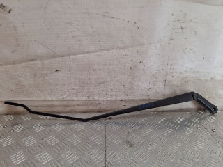 щеткодержатель (поводок стеклоочистителя, дворник) Peugeot 206 1 поколение 2002, 2.0 л., RFN (EW10J4), бензин, МКПП, серебро, кабриолет, передний привод