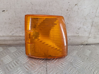 поворотник правый Volkswagen Transporter T4 (1990 - 2003), 701953050B