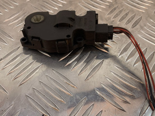 моторчик заслонки печки Mercedes-Benz GL-Класс X164 X164.822 2006, 3.0 л., дизель, АКПП, внедорожник 5 дв., 410475520, 03082006, 929888G, EFB336