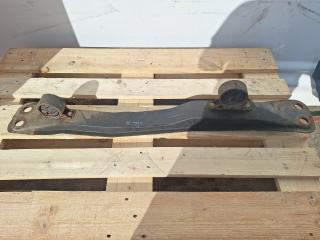 балка подвески передняя (подрамник) Mitsubishi Carisma 1 поколение [рестайлинг] 2003, 1.6 л., 4G92 (DOHC 16V), бензин, МКПП, серебро, хетчбэк 5 дв., передний привод