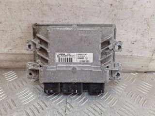 блок управления двигателем Renault Clio 3 поколение 2007, 1.2 л., D4F 740, бензин, МКПП, хетчбэк 3 дв., передний привод, 8200510536, 8200522357, S120200105A