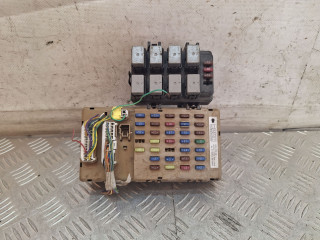 блок предохранителей Subaru Outback 3 поколение 2006, 2.0 л., EE20Z, дизель, МКПП, серый, универсал, полный привод, LB101002B