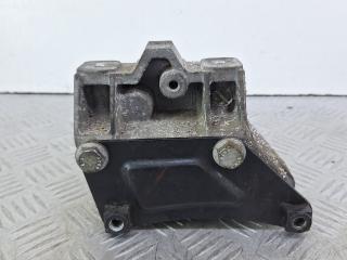 кронштейн КПП Skoda Octavia 2 поколение (A5) [рестайлинг] 1Z5 2008, 1.6 л., BSE, бензин, 5МКПП, серый, универсал, передний привод, 1K0199111E