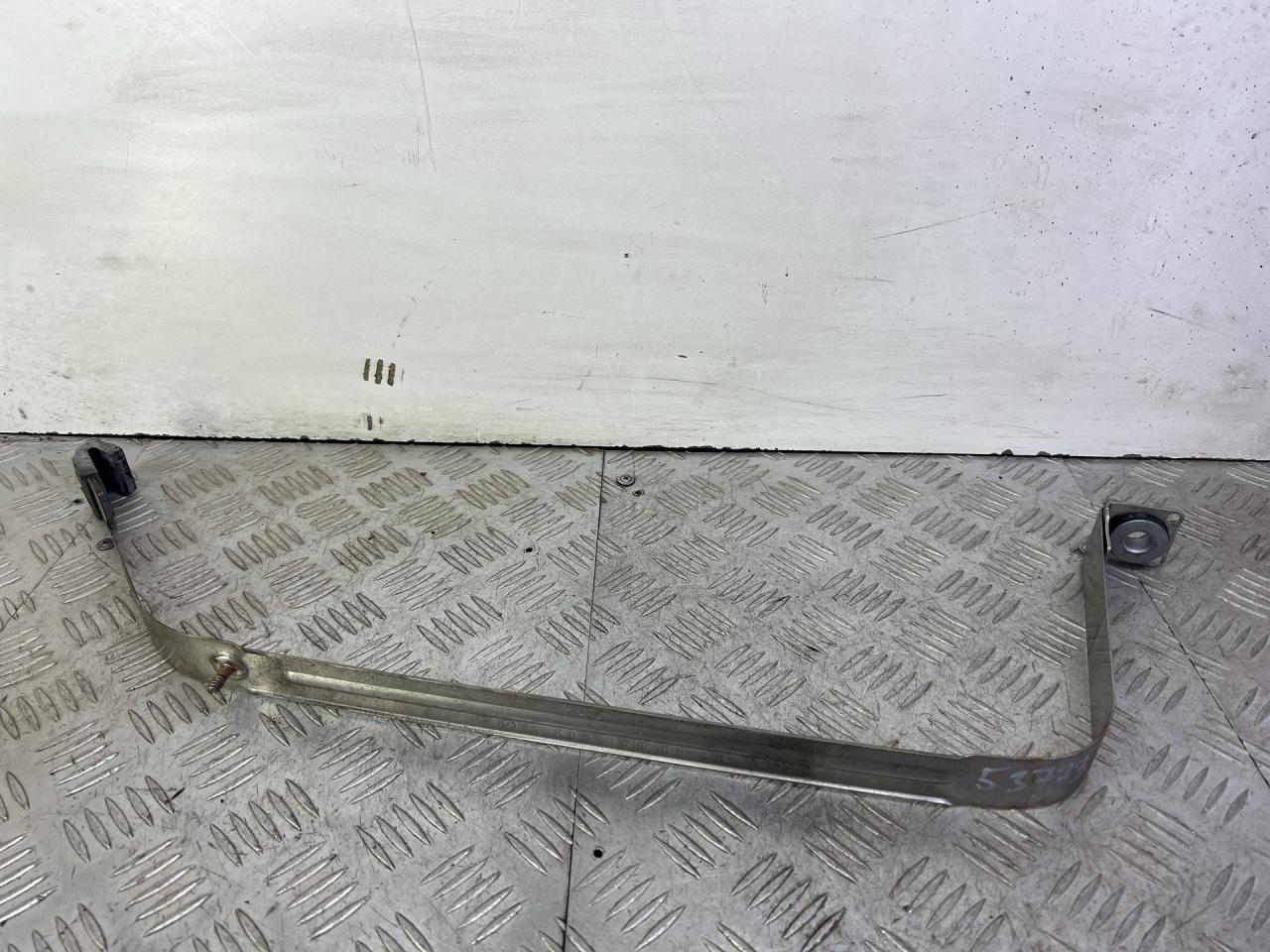 крепление бака топливного Mercedes-Benz E-Класс W213/S213/C238/A238 (2016 - 2020), 2.0 л., OM 654.920, дизель, АКПП, серый, седан, задний привод, A2054700040 - фото №1