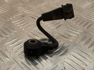 датчик детонации Skoda Octavia 1 поколение (A4) [рестайлинг] 2000, 2.0 л., AQY, бензин, МКПП, серебро, хетчбэк 5 дв., передний привод, 06A905377