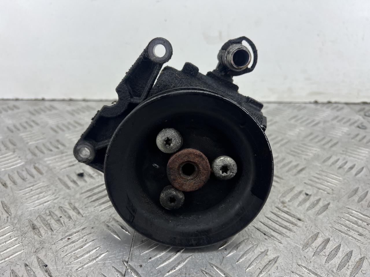 насос гидроусилителя руля Mercedes-Benz Vito W639 2006, 3.2 л., M 112.951, бензин, АКПП, черный, задний привод, A0044664501, 7691955537 - фото №1