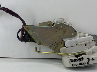замок двери задней левой Suzuki Liana 1 поколение 2004, 1.6 л., M16A, бензин, МКПП, седан, передний привод
