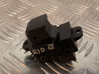 кнопка стеклоподъемника двери задней правой Kia Rio 3 поколение (2011 - 2015), 299100579