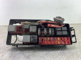 блок реле Ford Fiesta 4 поколение [рестайлинг] 2000, 1.3 л., DHE, бензин, МКПП, серебро, хетчбэк 3 дв., передний привод