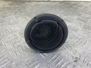 дефлектор обдува салона Renault Logan 1 поколение (2004 - 2009), 1.4 л., бензин, МКПП, синий, фургон, передний привод, 8200817791, 8200817797, 8200212480D, 8200464605B