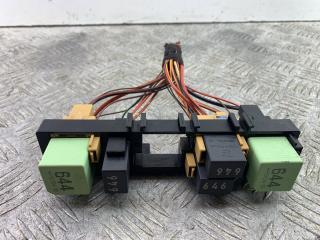 блок реле Skoda Yeti 1 поколение 2013, 2.0 л., CFHF, дизель, 6МКПП, серый, универсал, полный привод, 7N0937503A