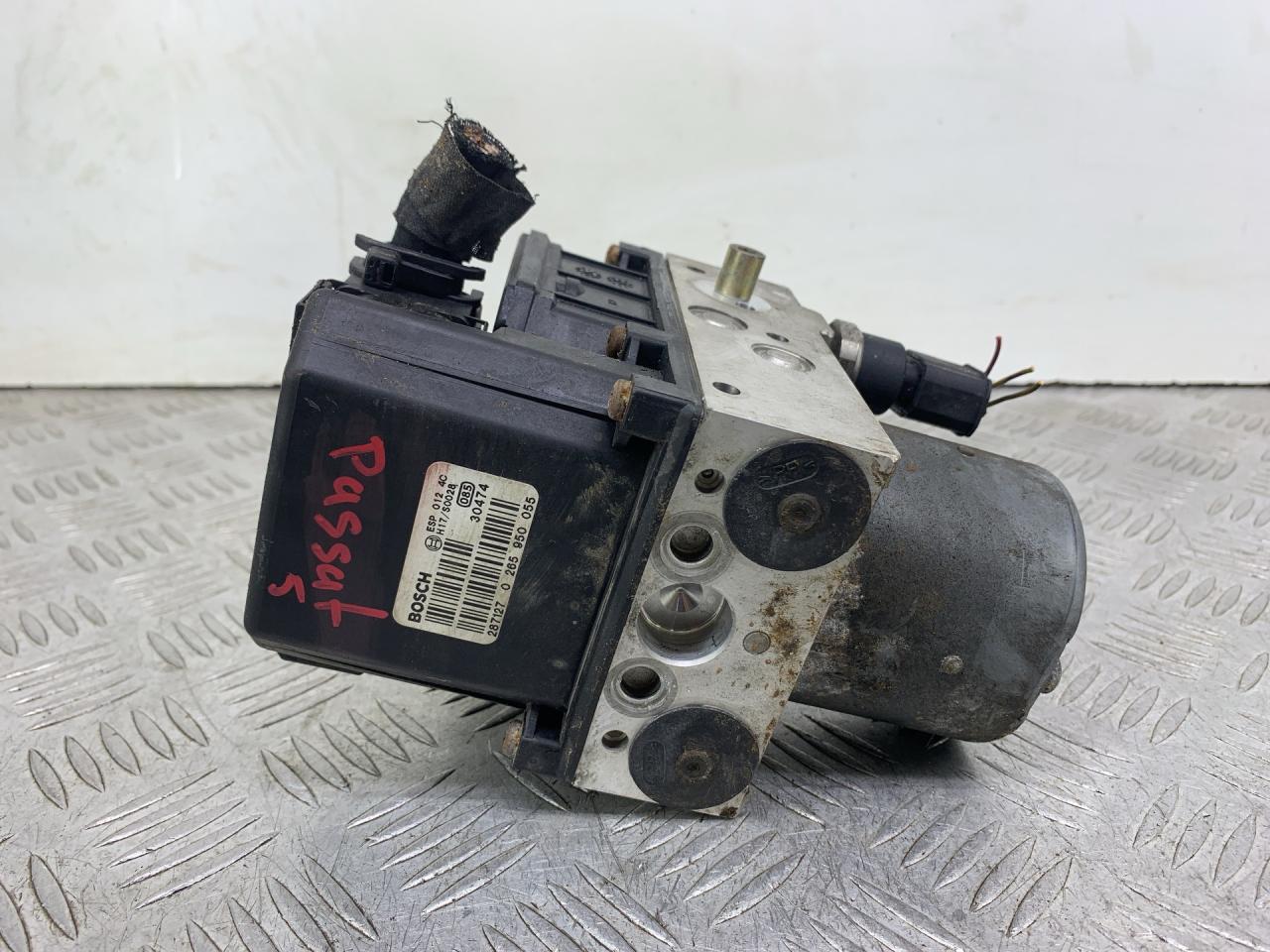 блок ABS Volkswagen Passat B5 (1996 - 2001), 0130108078, 0265225124, 4B0614517G, 0265950055 - фото №1