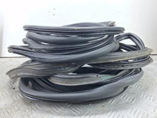 уплотнитель двери Opel Insignia 2 поколение (B) 2018, 2.0 л., дизель, АКПП, белый, хетчбэк 5 дв., полный привод