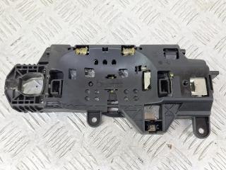 Скелет ручки наружной Audi A4 B9 2017, 1.4 л., CVNA, бензин, 6МКПП, темно-синий, универсал, передний привод, 8W02837812A