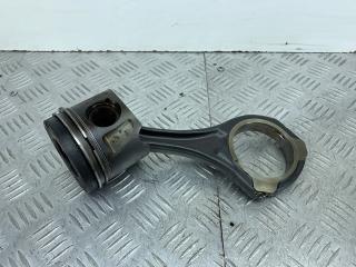 поршень Mercedes-Benz Sprinter 2 поколение [рестайлинг] (W906) W906 2014, 3.0 л., OM 642.896, дизель, белый, задний привод