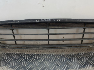 заглушка (решетка) в бампер Hyundai Solaris 1 поколение 2012