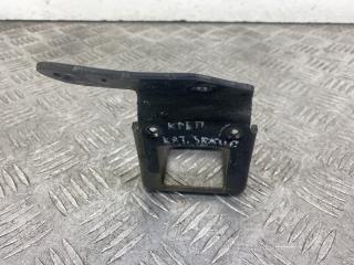 кронштейн (крепление) Hyundai Getz 1 поколение [рестайлинг] 2006, 1.3 л., бензин, МКПП, серебро, хетчбэк 3 дв., передний привод