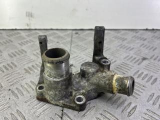 фланец (тройник) системы охлаждения Ford Focus 1 поколение 2001, 1.6 л., бензин, зеленый, хетчбэк 5 дв., передний привод