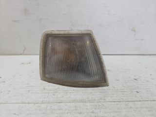 поворотник правый Opel Vectra A (1988 - 1995)