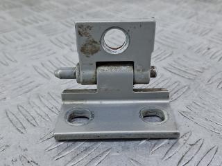 петля двери Volvo V70 2 поколение 2001, 2.4 л., B 5244 T3, бензин, АКПП, серебро, универсал, полный привод