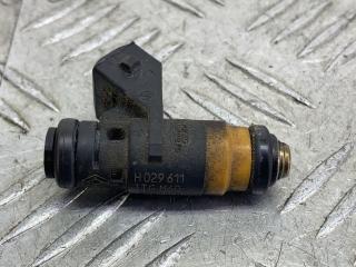 форсунка Renault Megane 1 поколение [рестайлинг] (1999 - 2003), 1.4 л., K4J 710, бензин, МКПП, оливковый, хетчбэк 5 дв., передний привод, H029611, 2141B18368