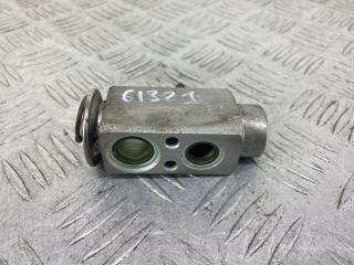 расширительный клапан кондиционера Mercedes-Benz E-Класс W210/S210 [рестайлинг] 2002, 2.0 л., M 111.957, бензин, МКПП, черный, универсал, передний привод, 2108300084