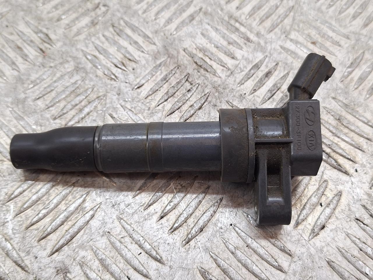 катушка зажигания Kia Sorento 2 поколение (2009 - 2012), 2.4 л., бензин, 27300-3F100 - фото №1