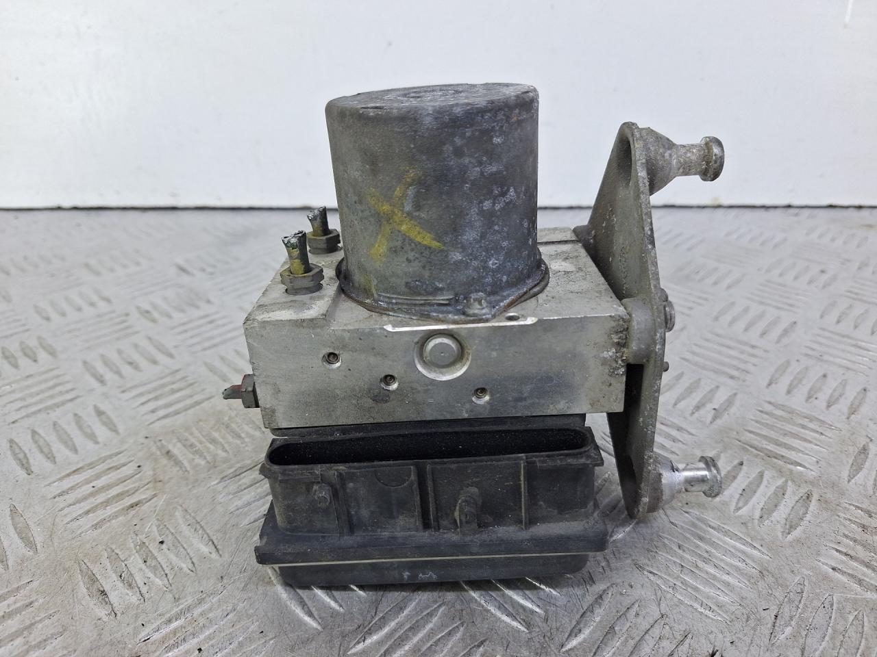 блок ABS Mercedes-Benz Sprinter 2 поколение (W906) (2006 - 2014), A0014462589, 0265235031 - фото №1