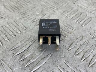 реле (прочие) Chrysler Voyager 4 поколение 2004, 2.5 л., ENJ, дизель, МКПП, темно-синий, минивэн, передний привод, 05269988AA