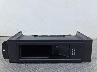 разъем AUX / USB SEAT Altea 1 поколение [рестайлинг] 5P 2012, 1.6 л., CAYC, дизель, робот, серый, минивэн, передний привод, 6J0035342F, 1P0971262A