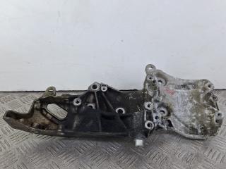 кронштейн генератора Renault Scenic 1 поколение [рестайлинг] (1999 - 2003), 1.6 л., K4M 701, бензин, АКПП, минивэн, 037811