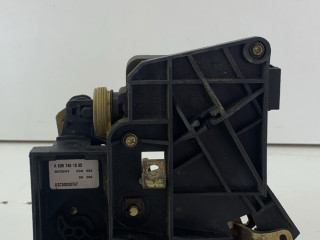 замок двери задней правой Mercedes-Benz Viano W639 (2003 - 2010), A2C53033747, A6397401335