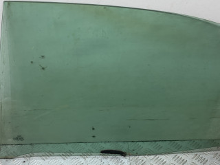 стекло двери задней левой Audi A4 B6 (2000 - 2006)