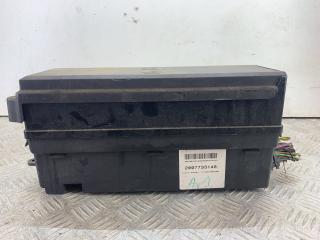 блок предохранителей Land Rover Discovery 3 поколение L319 2007, 2.7 л., 276DT, дизель, АКПП, серый, внедорожник 5 дв., полный привод, 2007733148, YMB506920C