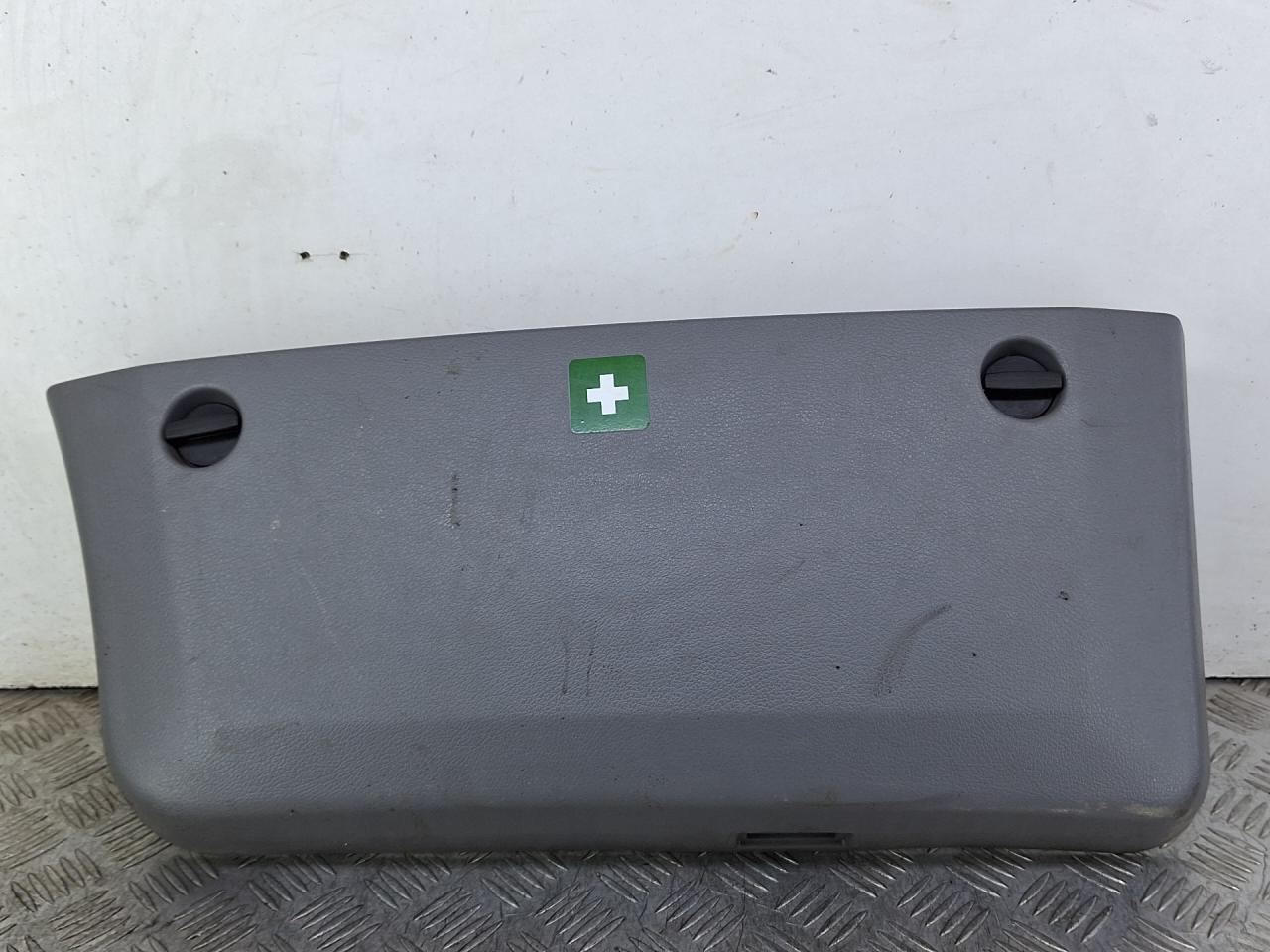 обшивка двери передняя правая Mercedes-Benz Sprinter 2 поколение (W906) (2006 - 2014), 2.1 л., OM 651.955, дизель, МКПП, зеленый, задний привод, A9067270571, 3052444 - фото №1