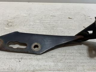 петля капота левая MG ZS 1 поколение 2004, 2.5 л., 25 K4F, бензин, МКПП, седан, передний привод