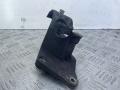кронштейн двигателя Volkswagen Sharan 1 поколение [2-й рестайлинг] (2003 - 2010), 1.9 л., AUY, дизель, МКПП, чёрный, передний привод, 7M314596F, YM216F086CB - фото №4