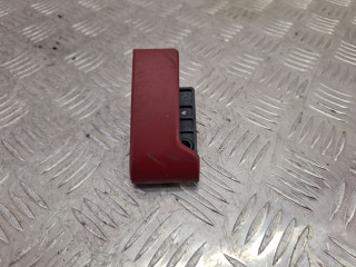 захватный крюк капота Mercedes-Benz A-Класс W168 2001, 1.6 л., M 166.960, бензин, АКПП, синий, минивэн, передний привод