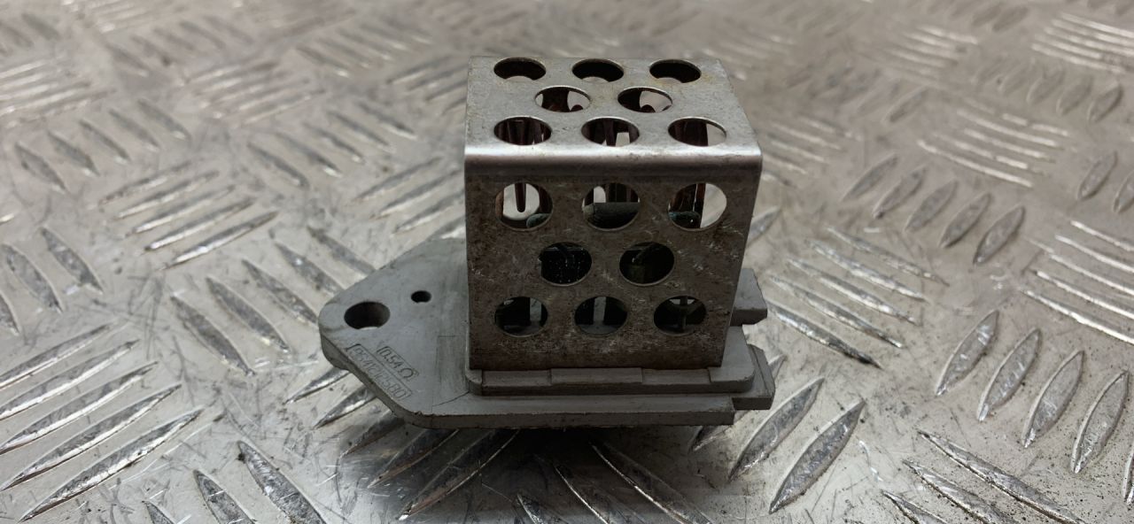 блок управления вентилятором (реле) Citroen C5 1 поколение (2000 - 2004), 9641212580 - фото №1