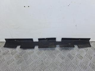 воздуховод (дефлектор) радиатора Audi A6 4B/C5 [рестайлинг] (2001 - 2004), 2.4 л., BDV, бензин, МКПП, универсал, 4B0121292H