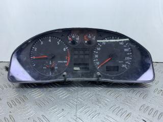 щиток приборов (приборная панель) Audi A4 B5 (1994 - 1999), 8D0919860G