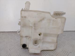 бачок омывателя Ford Focus 3 поколение 2013, 1.6 л., дизель, МКПП, черный, хетчбэк 5 дв., передний привод, правый руль, BV6117B613C