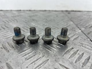 болт Land Rover Discovery 3 поколение L319 2007, 2.7 л., 276DT, дизель, АКПП, серый, внедорожник 5 дв., полный привод