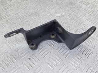 Кронштейн блока ABS Chevrolet Spark M300 2012, 1.0 л., бензин, МКПП, красный, хетчбэк 5 дв., передний привод