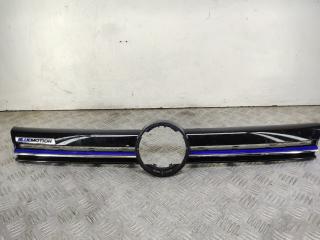 решетка радиатора Volkswagen Golf 7 поколение [рестайлинг] (2017 - 2019), 1.5 л., DACA, бензин, универсал, 5G0853655N