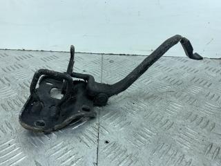 замок капота Audi A4 B5 1997, 1.6 л., AHL, бензин, МКПП, универсал