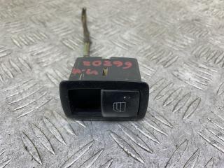 кнопка стеклоподъемника двери передней правой Mercedes-Benz A-Класс W169 [рестайлинг] W169 2010, 1.5 л., M 266.920, бензин, вариатор, серебро, хетчбэк 3 дв., передний привод, A2518200510, 03128150, 9051679300