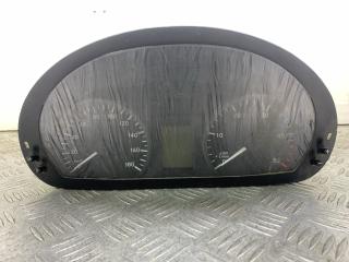 щиток приборов (приборная панель) Mercedes-Benz Sprinter 2 поколение (W906) (2006 - 2014)